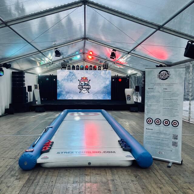Instagram post Street Curling