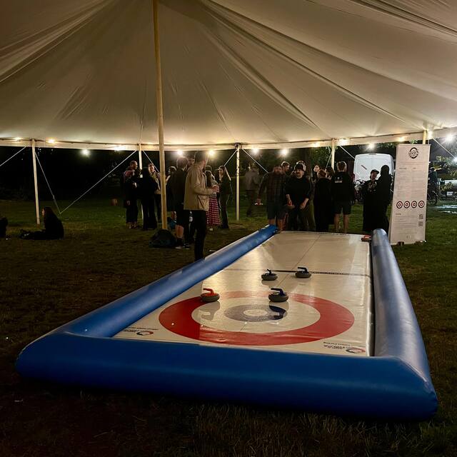 Instagram post Street Curling