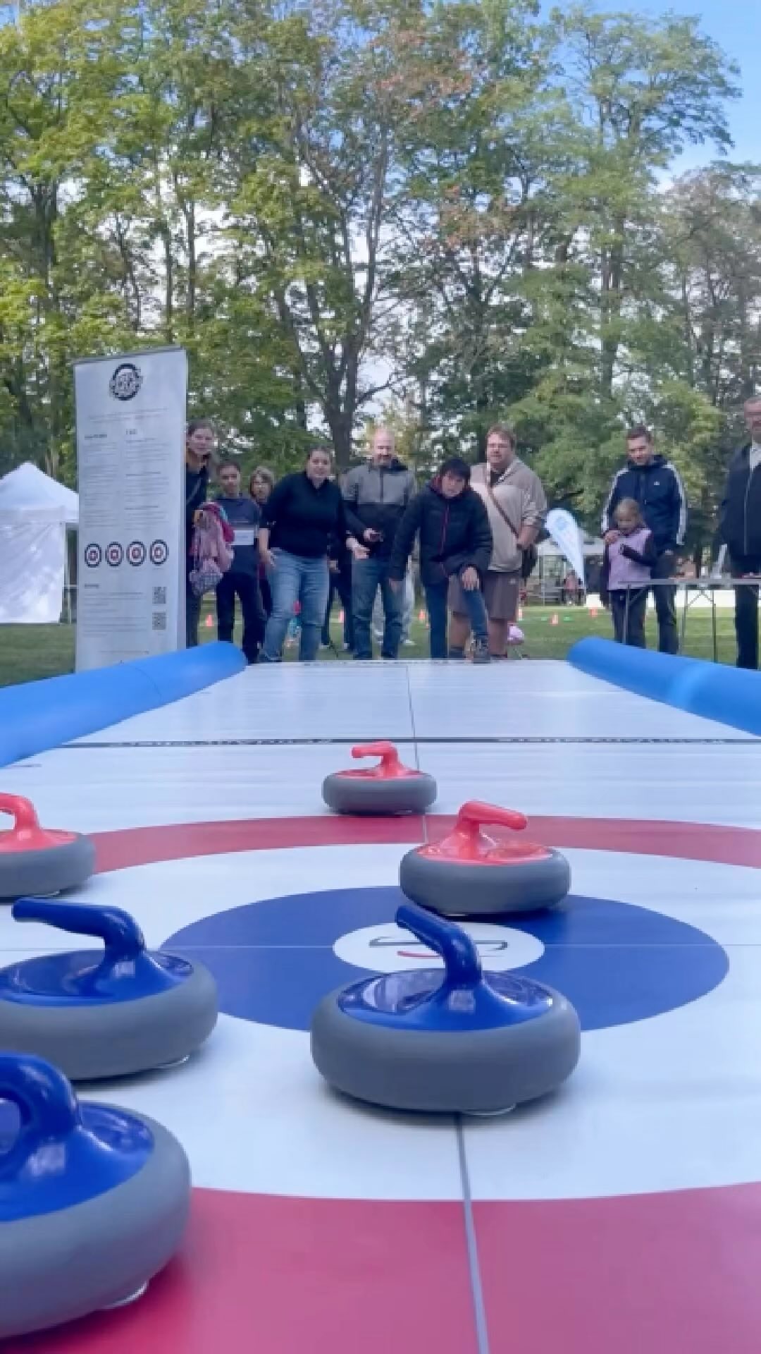 Instagram post Street Curling